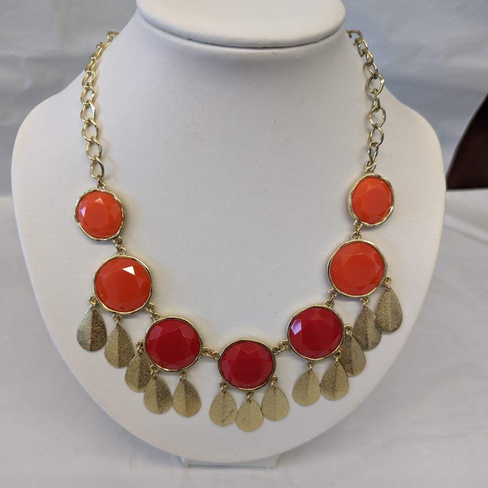 Lily brand statement necklace never worn